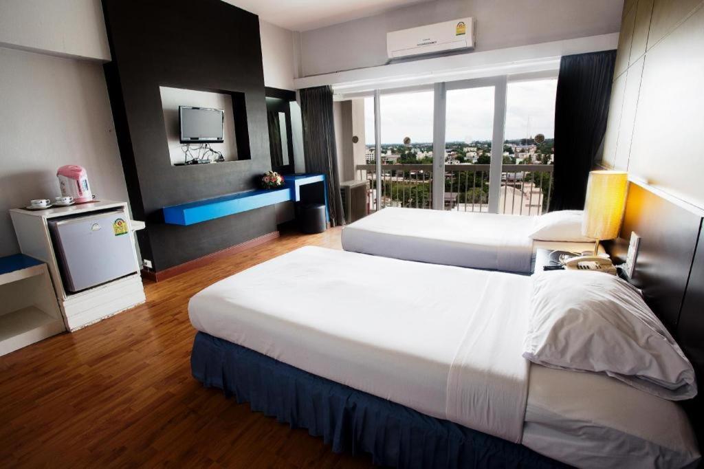 Pailyn Phitsanulok Hotel Zewnętrze zdjęcie