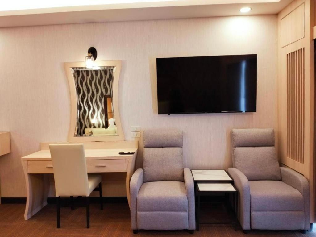 Pailyn Phitsanulok Hotel Zewnętrze zdjęcie