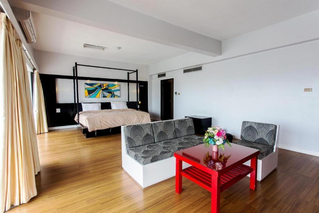 Pailyn Phitsanulok Hotel Zewnętrze zdjęcie