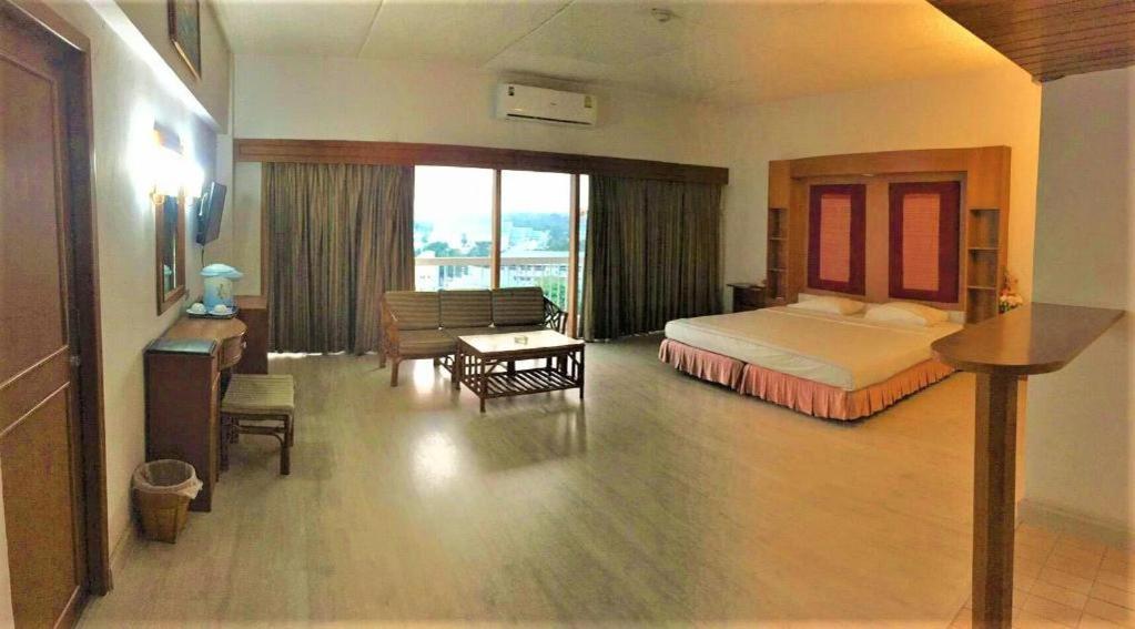 Pailyn Phitsanulok Hotel Zewnętrze zdjęcie