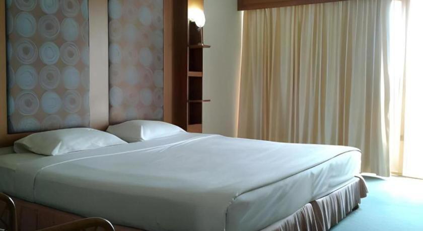 Pailyn Phitsanulok Hotel Zewnętrze zdjęcie
